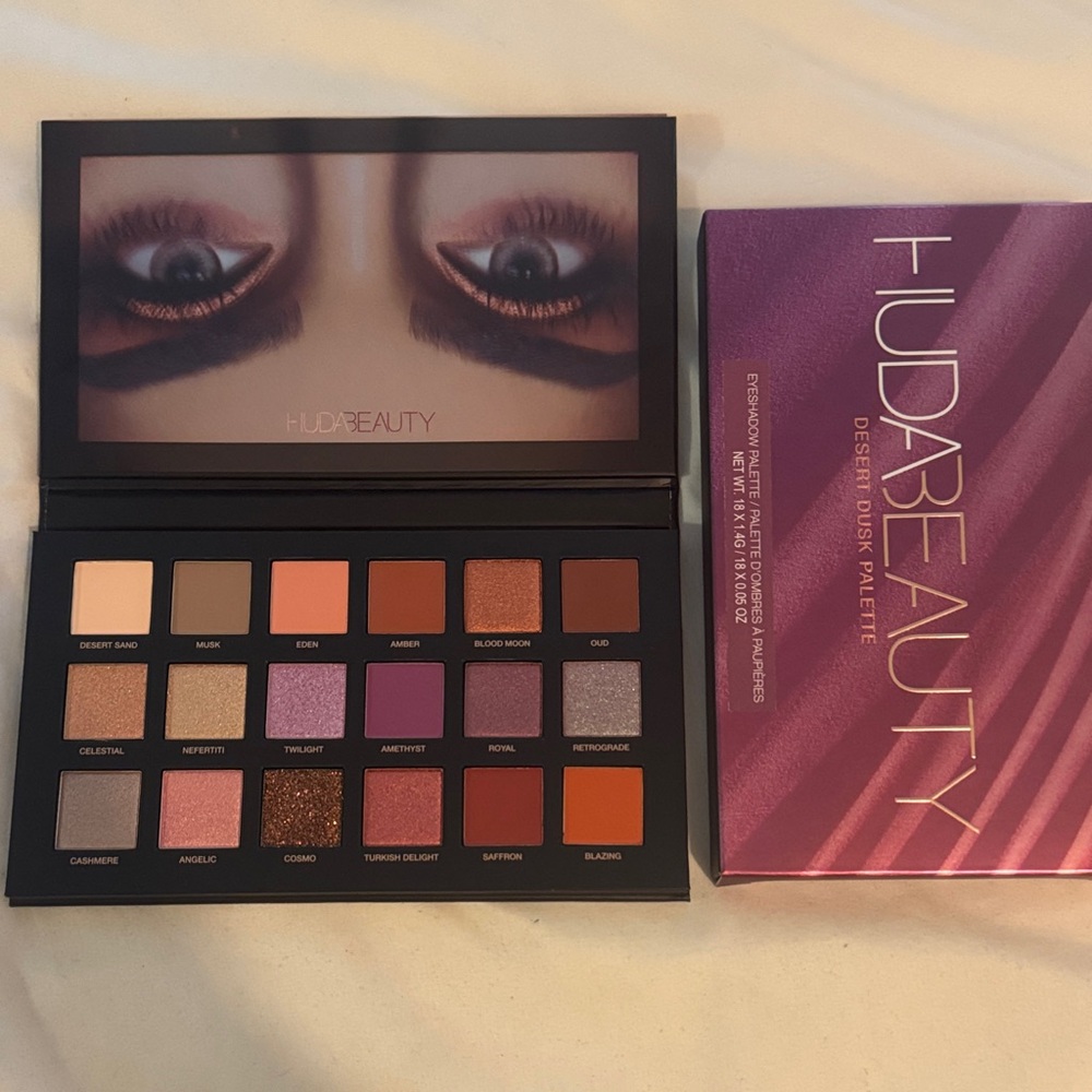 Huda Beauty Desert Dusk Eyeshadow Palette - Warm & Plum Shades